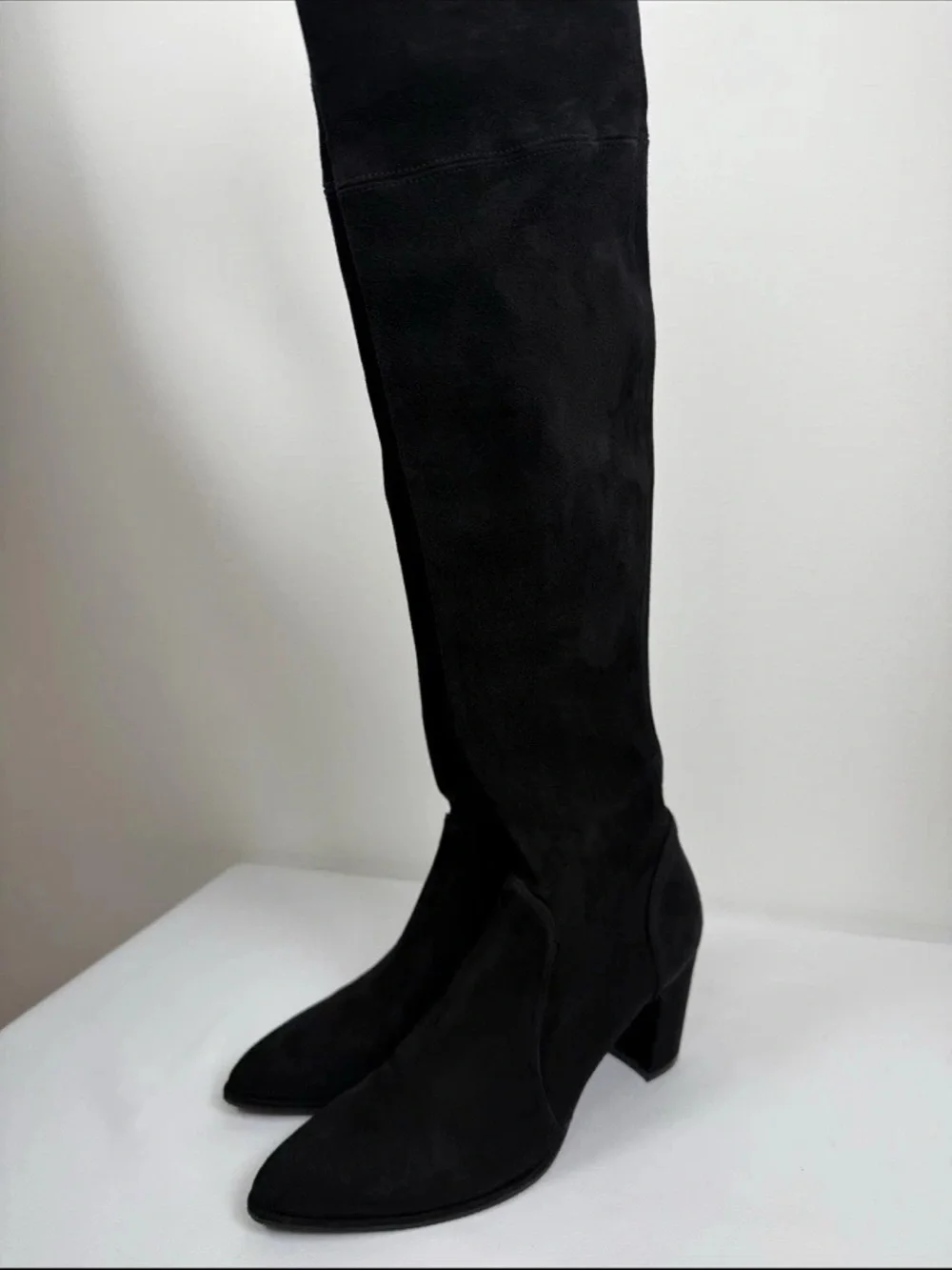 US 8.5 Sz 39 Spain Stuart Weitzman Boots Over Knee Suede Heel Almond Toe Black